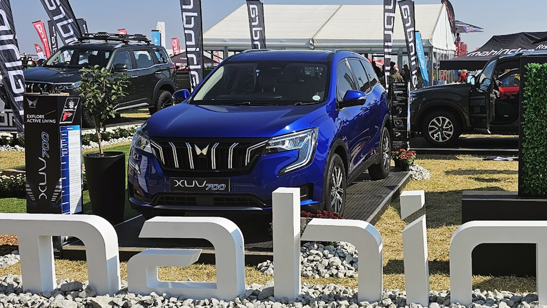 mahindra-xuv-700.jpg